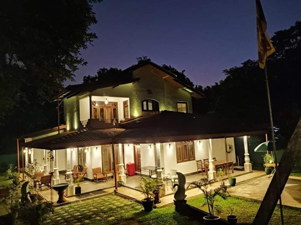 הבאראנה Visu Villa Hotel מראה חיצוני תמונה